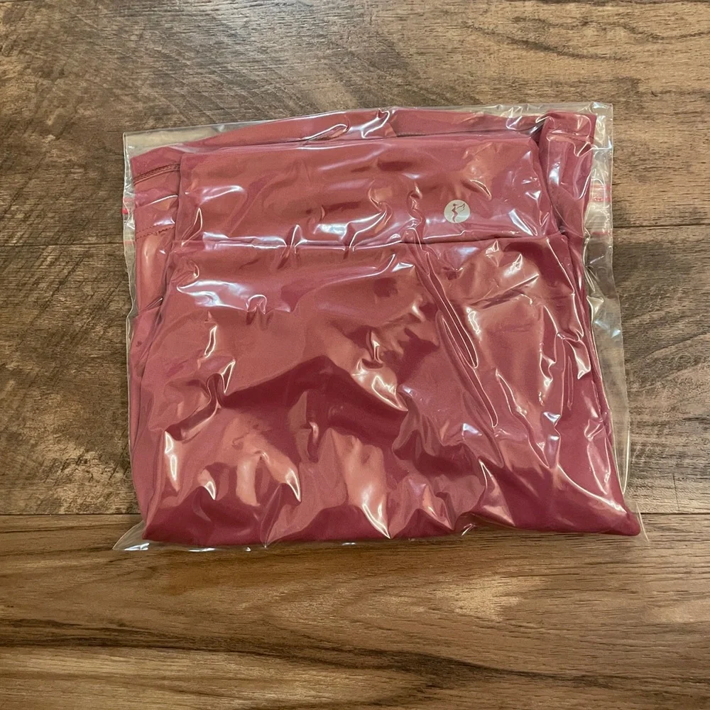 NEW! Marika Women's Burnt Red Athletic Skirt Skort Workout Yoga Active Size Med - Picture 8 of 9